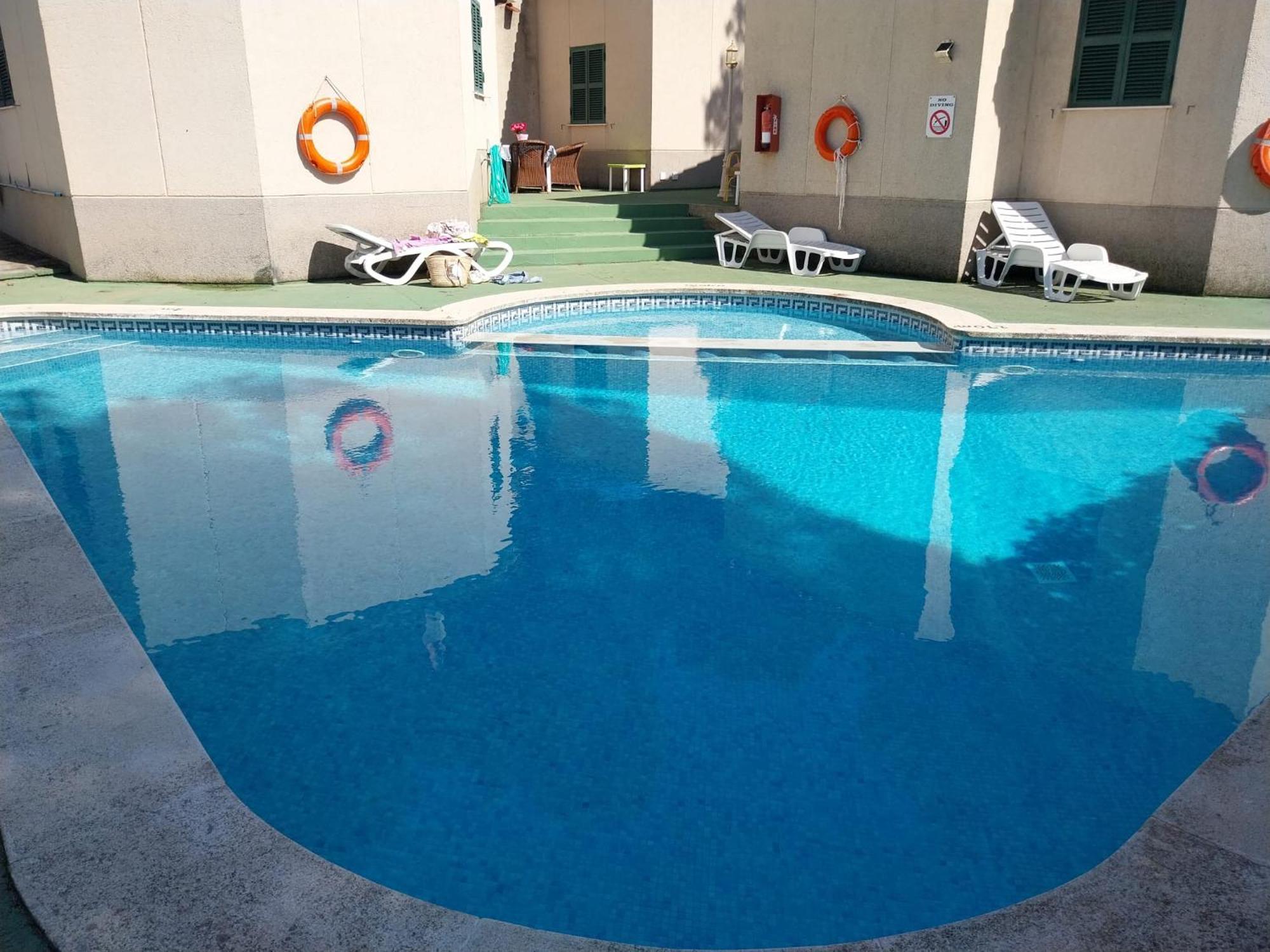 Es Pins Apartment Cala Blanca  Exterior photo