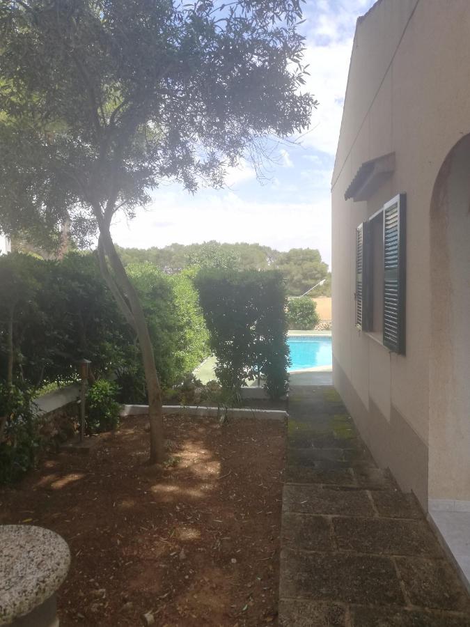 Es Pins Apartment Cala Blanca  Exterior photo